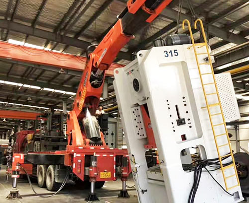 民众镇附近随车吊出租，轻松解决运输难题