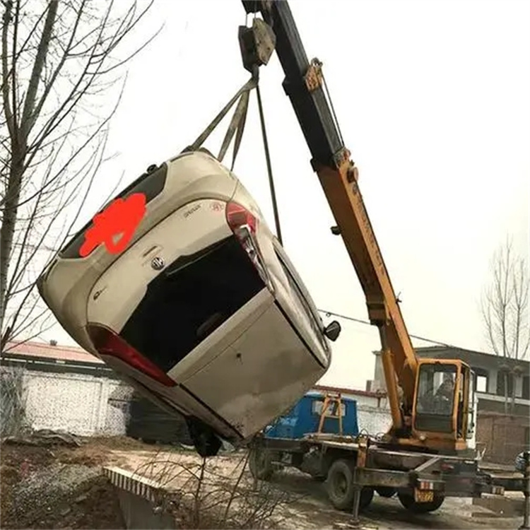 民众镇随时待命，吊车24小时道路救援服务全解析